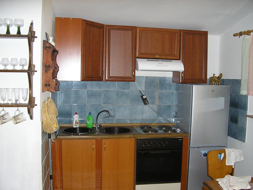 Apartment Bilic 클레노비차 객실 사진