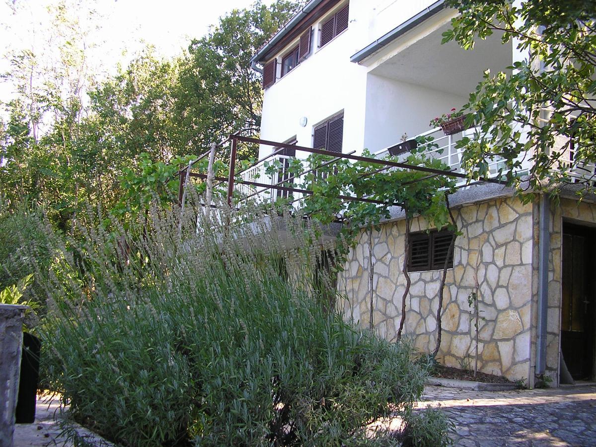 Apartment Bilic 클레노비차 외부 사진