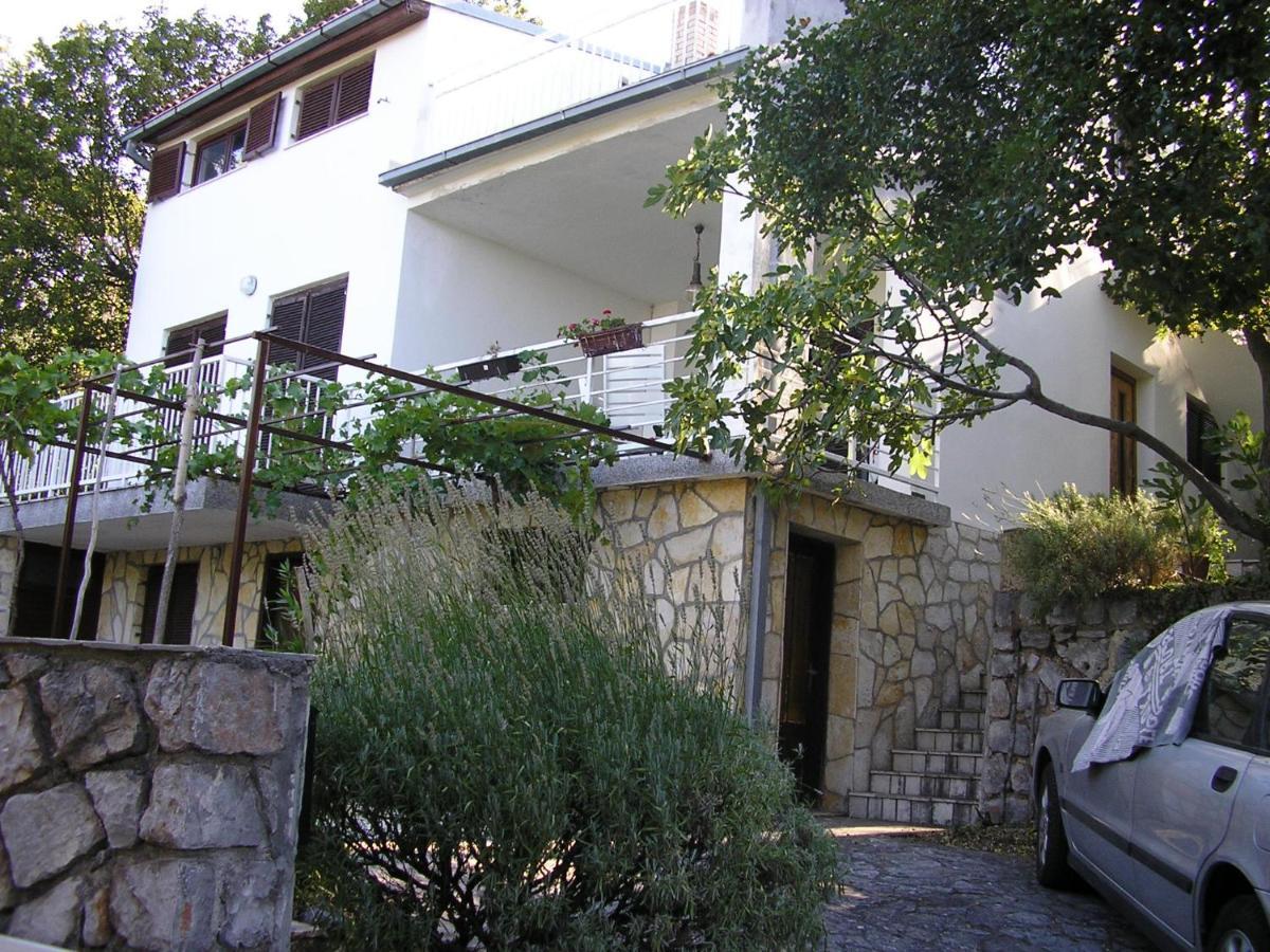 Apartment Bilic 클레노비차 외부 사진